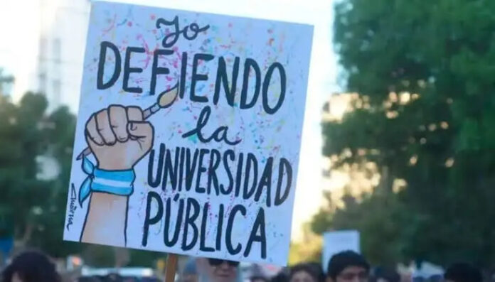 Yo defiendo la universidad pública Ley de Financiamiento Universitario Marcha Federal Universitaria (gentileza)