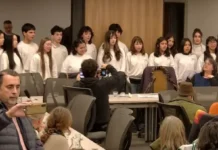 El reclamo contra el cierre del Coro Nacional de Niños se hizo escuchar en la Cámara de Diputados