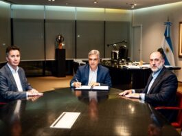 El gobernador Llaryora envió a la Unicameral un programa de «alivio» para las familias endeudadas