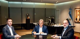 El gobernador Llaryora envió a la Unicameral un programa de «alivio» para las familias endeudadas