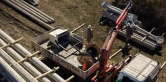 La Cooperativa de Electricidad incorporó diez nuevos postes para la iluminación de Lomas de Anisacate