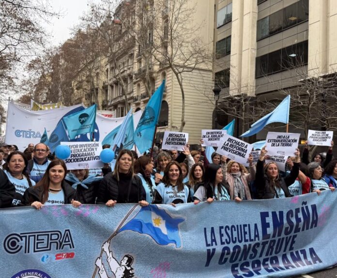 Paro nacional docente (UEPC)