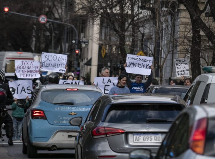 Reclamo por la Ley de Financiamiento Universitario (Conadu) 2