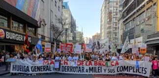 Una multitudinaria marcha en Córdoba expresó su «bronca» contra el ajuste del Gobierno y sus «cómplices»