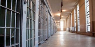 Elevan a juicio una causa por tortura y muerte de un detenido en Bouwer, con nueve penitenciarios imputados