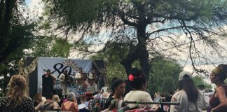 Con su archivo histórico, música, danzas y comidas típicas, Los Aromos celebró sus primeros 80 años
